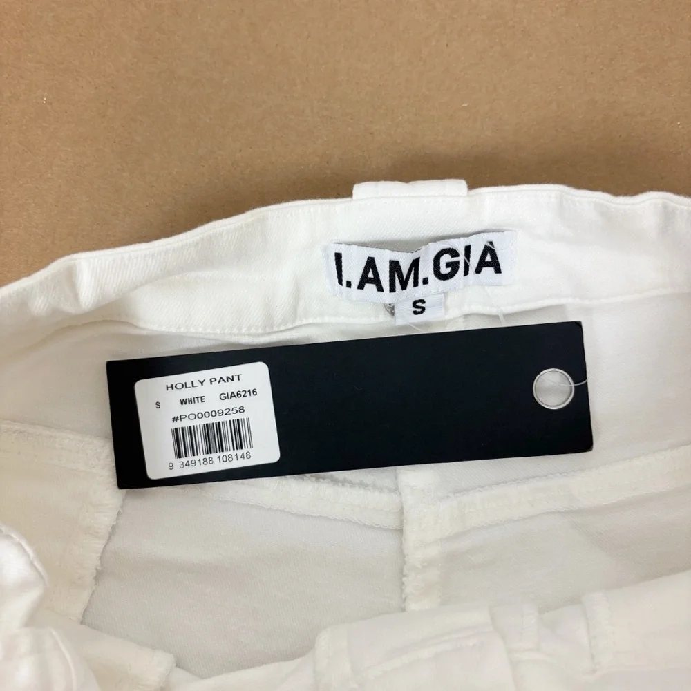 I.AM.GIA am gia